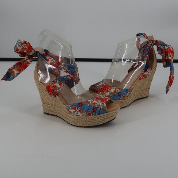 Ugg Lucianna Womens Ikat Style Wedge Size 10 New in box - Picture 1 of 11